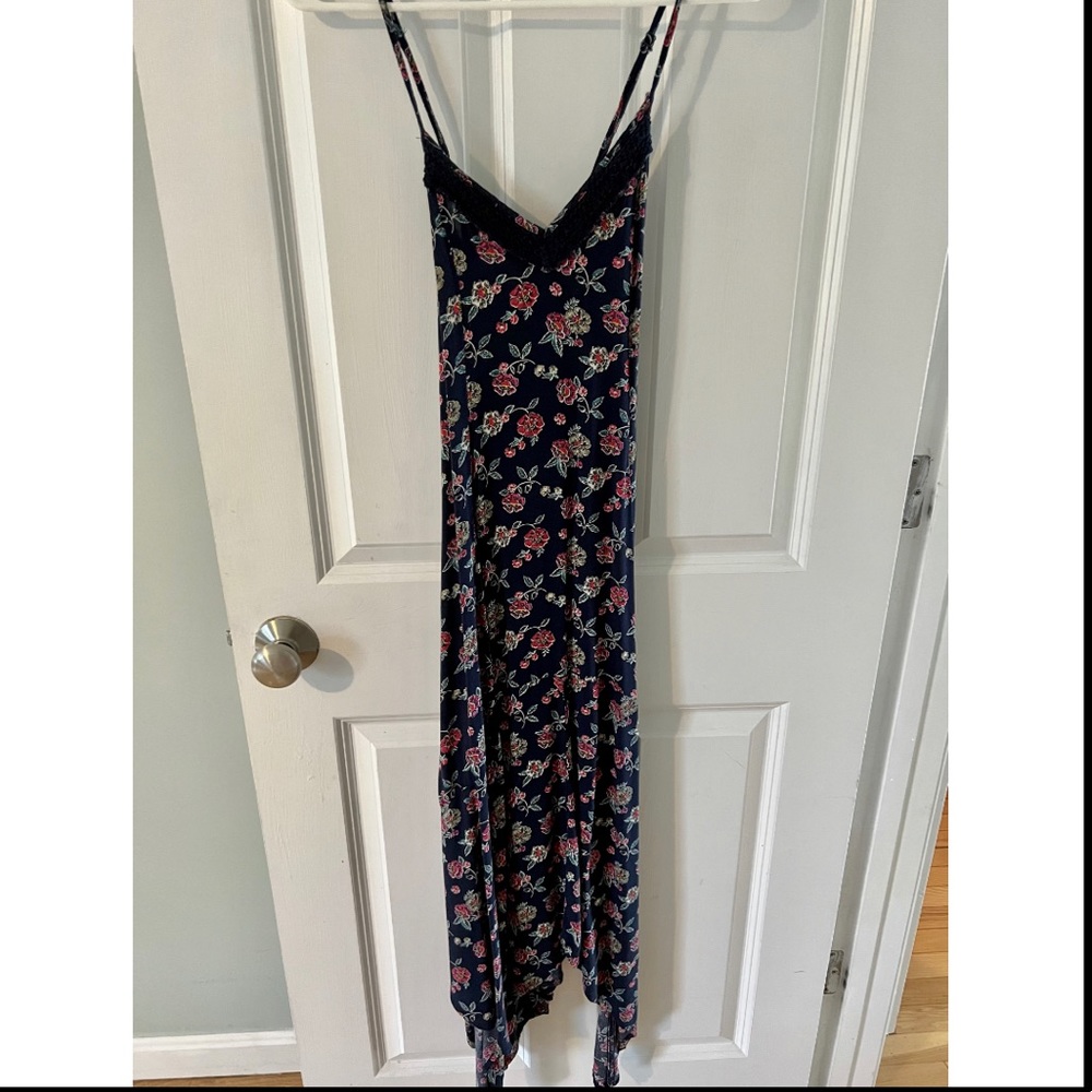 Long dark blue floral dress, size xs from hollister
